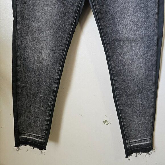 EUC LIKE NEW KANCAN BLACK 2 TONED RAW HEM HIGH RISE JEGGING SIZE 11 / 29 - Picture 8 of 16